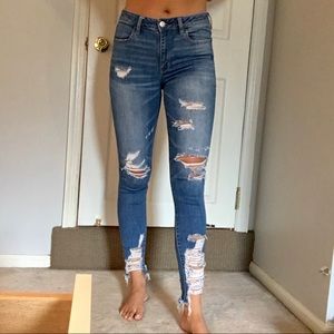 Distressed Hi-Rise AEO Jeggings
